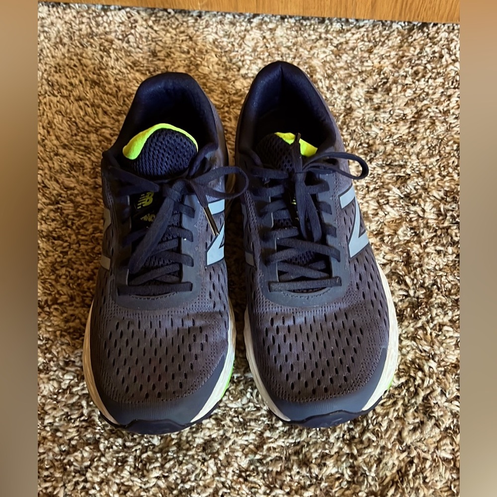 Men’s Blue New Balance Running Shoes Size 9